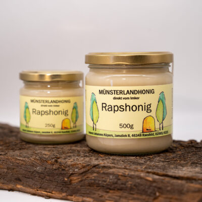 Zwei Gläser Münsterlandhonig mit der Aufschrift „Rapshonig“, 250 g und 500 g